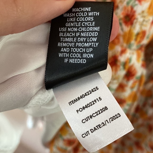 Floral tie back top - Picture 6 of 7